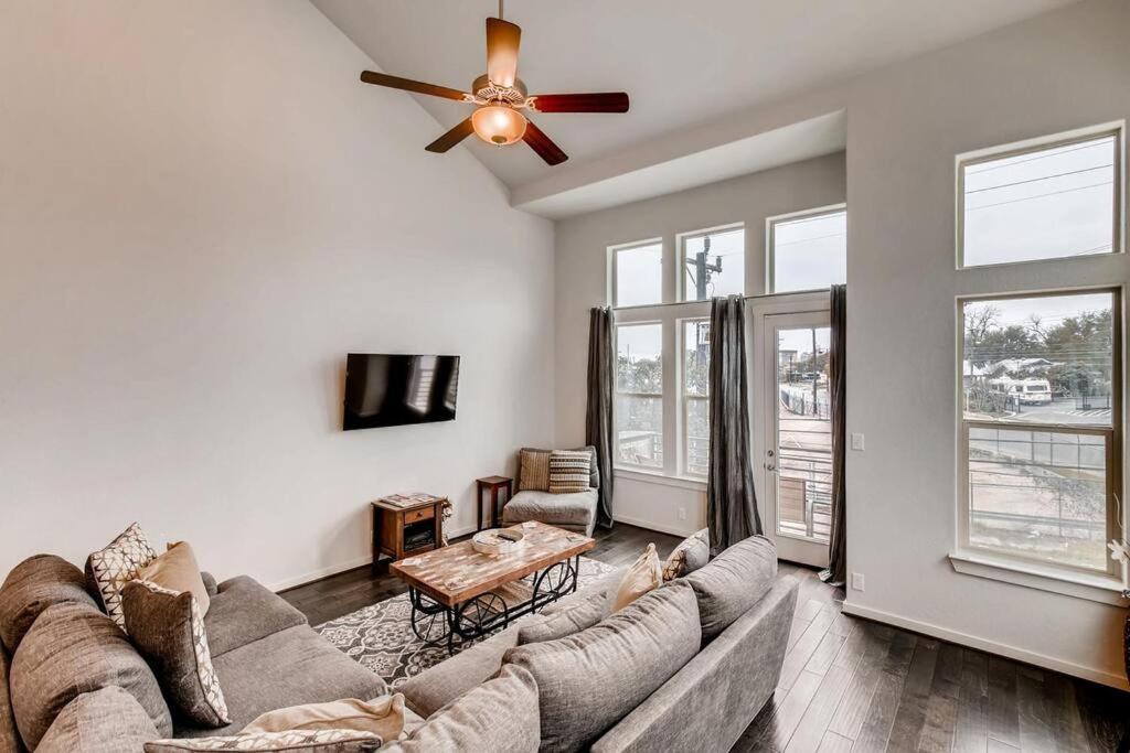 Fam Friendly 5 Bed Home Blocks To Pearl/Riverwalk! San Antonio Kültér fotó