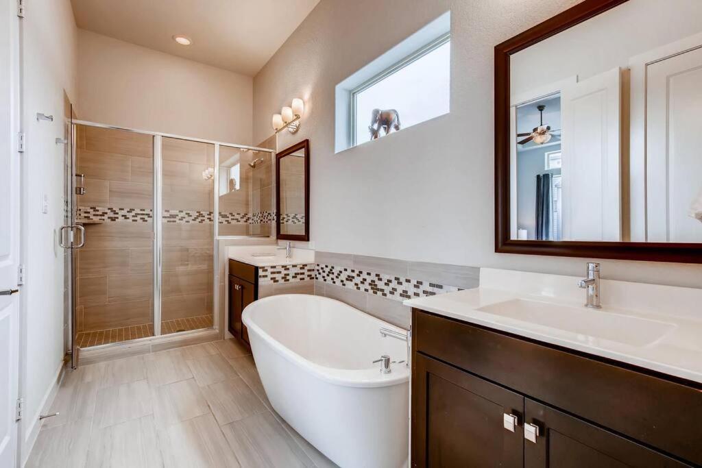 Fam Friendly 5 Bed Home Blocks To Pearl/Riverwalk! San Antonio Kültér fotó